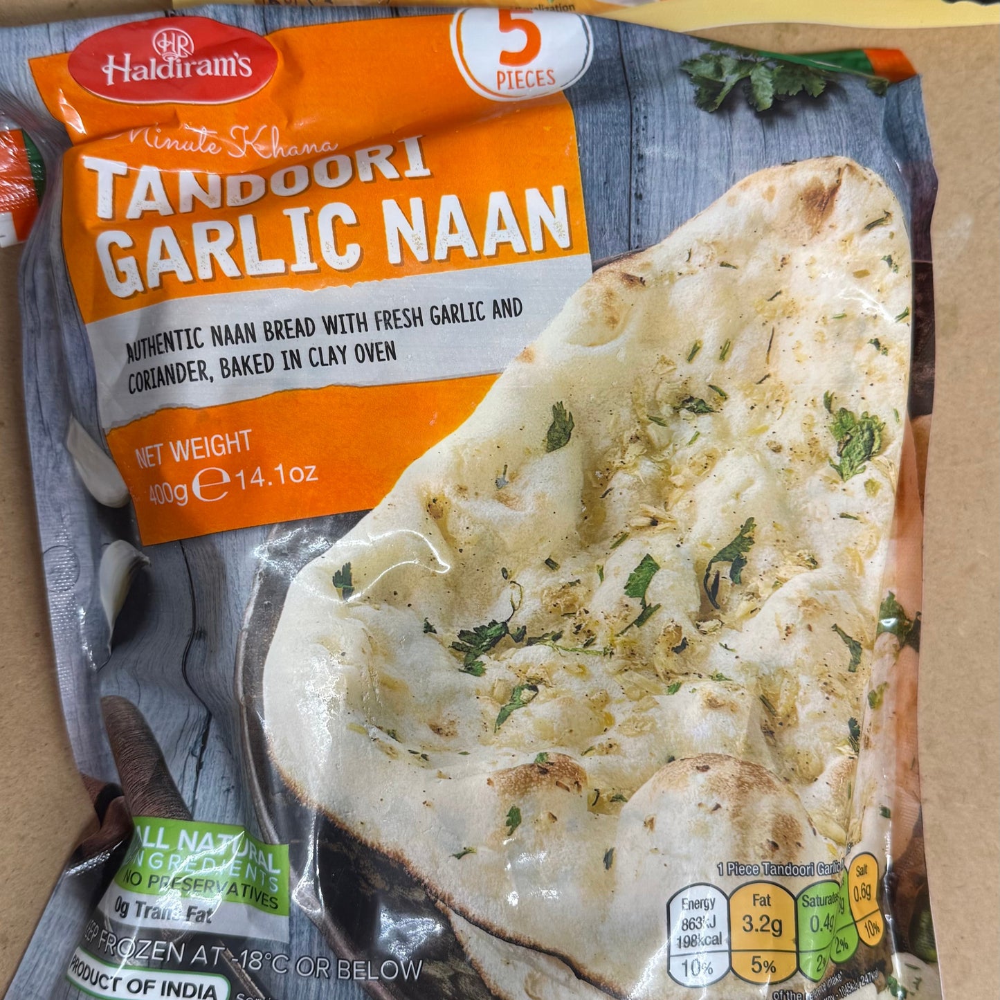 Haldirams Frozen Tandoori Garlic Naan 400g (5p)