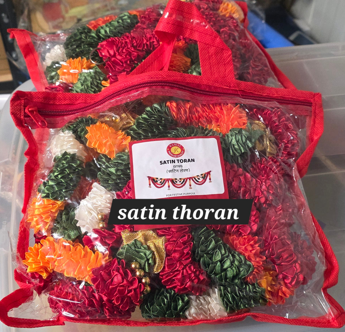 Satin flowers Thoran big