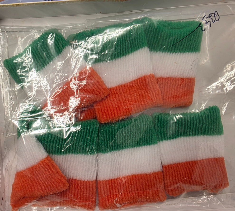 Indian flag, pins, hand bands